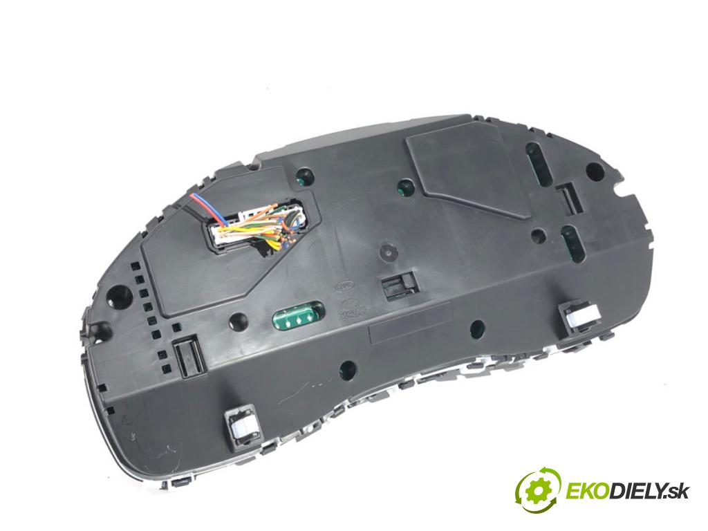 HYUNDAI i40 Kombi 2016 104 kW 1.7 CRDi 1685 Prístrojovka 94023-3Z640 (Prístrojová doska)