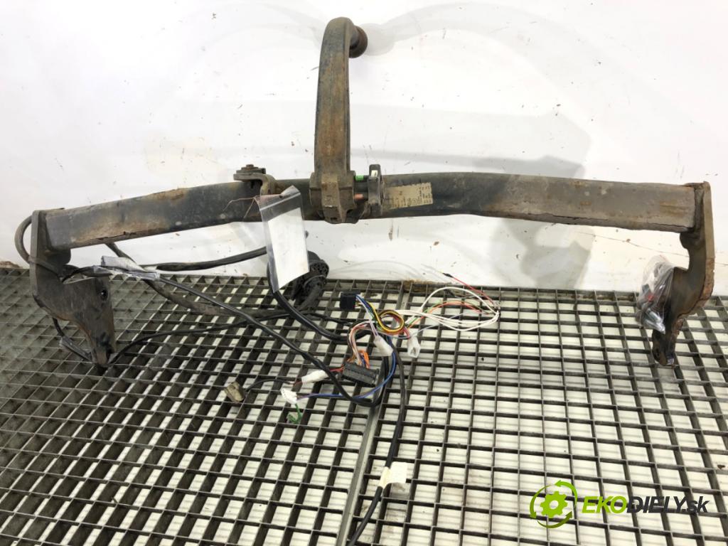 HYUNDAI i40 Kombi 2016 104 kW 1.7 CRDi 1685 Hák tažné zařízení  (Tažná zařízení)