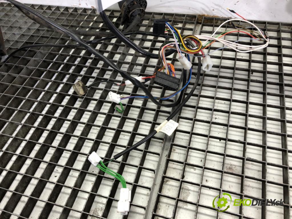 HYUNDAI i40 Kombi 2016 104 kW 1.7 CRDi 1685 Hák tažné zařízení  (Tažná zařízení)