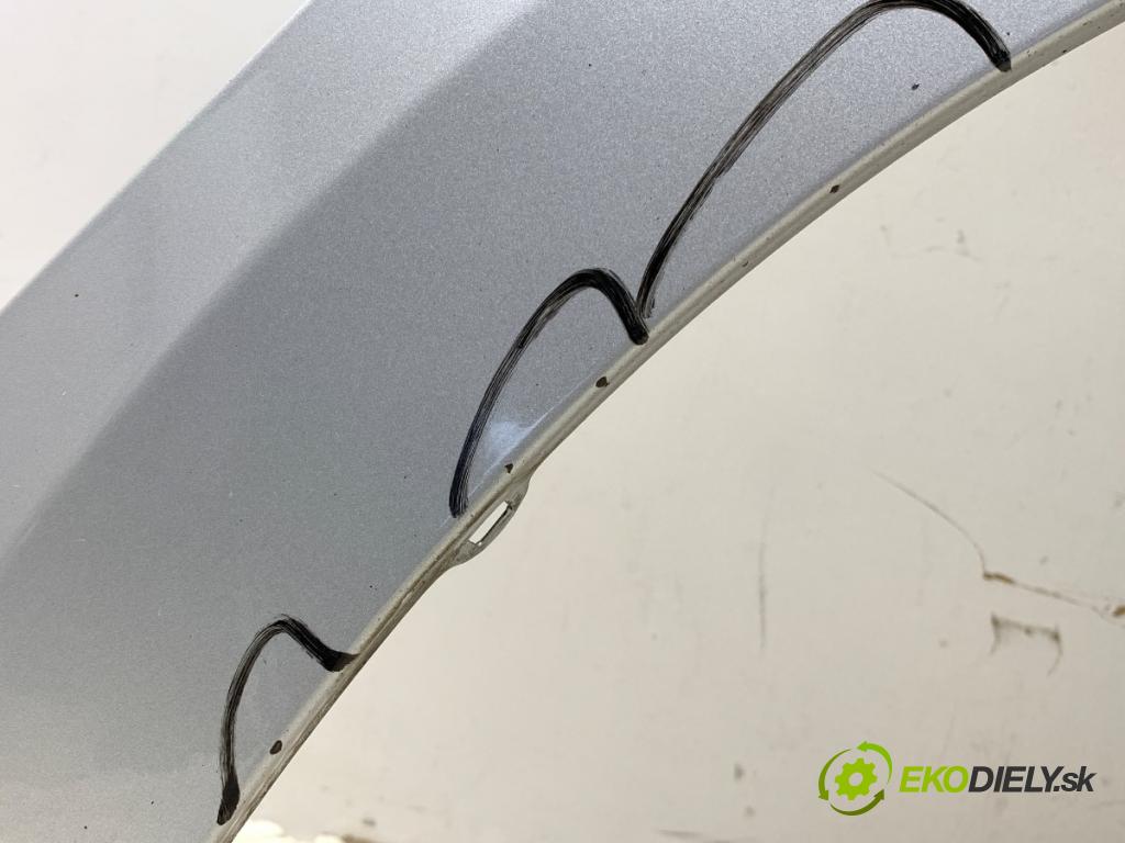 HYUNDAI i40 Kombi 2016 104 kW 1.7 CRDi 1685 blatník pravý přední část
