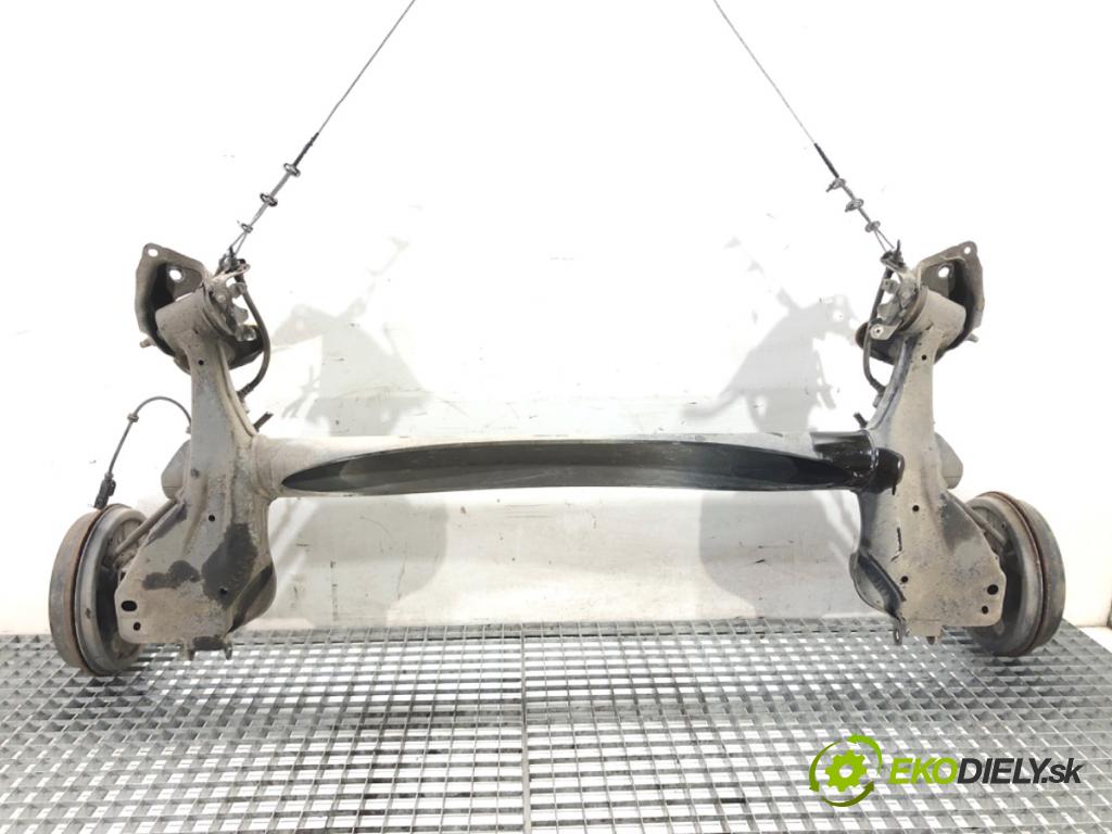OPEL CORSA E liftback 2018 55 kW 1.4 (08, 68) 1398 výztuha zadní část