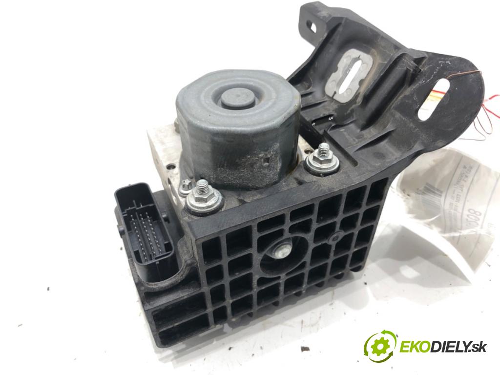 OPEL CORSA E liftback 2018 55 kW 1.4 (08, 68) 1398 Pumpa ABS 39084530 (Pumpa ABS)