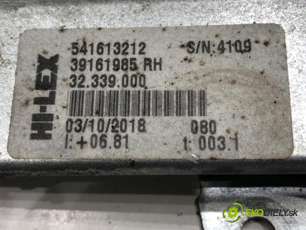 OPEL CORSA E liftback 2018 55 kW 1.4 (08, 68) 1398 mechanismus okna pravý přední část 541613212
