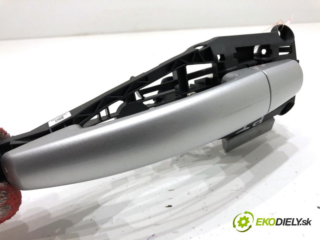 OPEL CORSA E liftback 2018 55 kW 1.4 (08, 68) 1398 Kľučka vonkajšia pravy zad