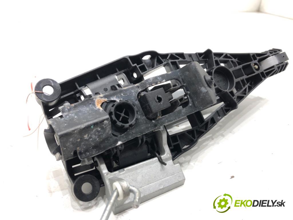 OPEL CORSA E liftback 2018 55 kW 1.4 (08, 68) 1398 Kľučka vonkajšia pravy zad