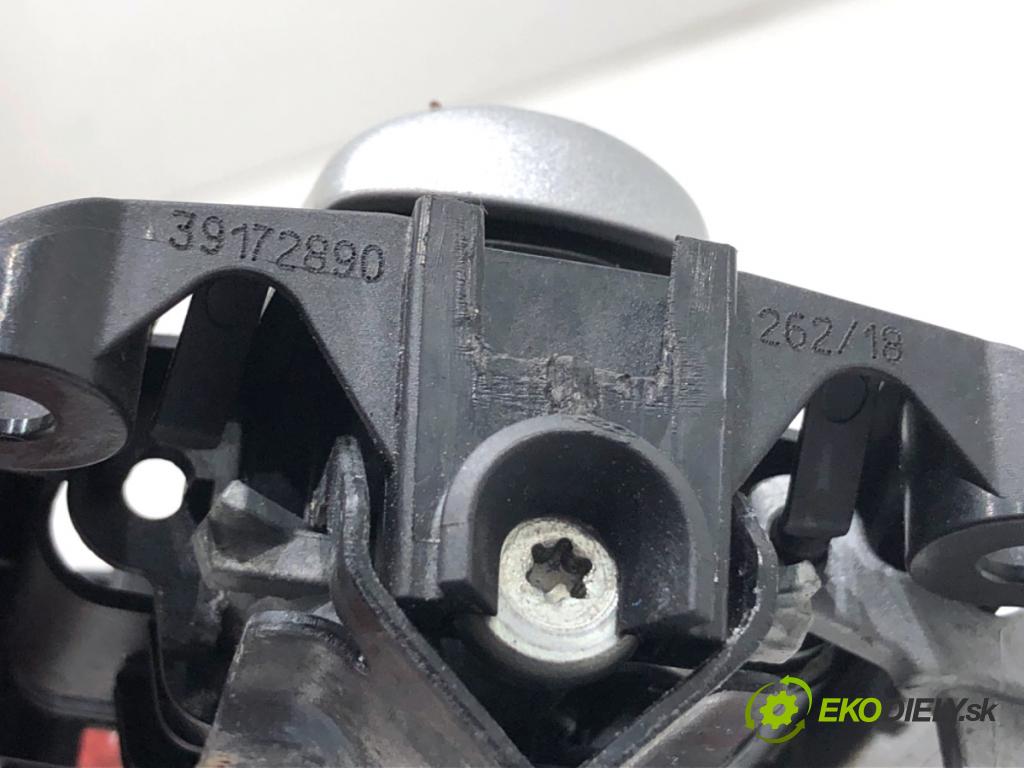 OPEL CORSA E liftback 2018 55 kW 1.4 (08, 68) 1398 Kľučka vonkajšia ľavy zad