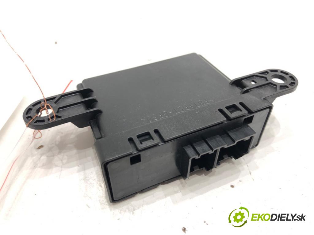 OPEL CORSA E liftback 2018 55 kW 1.4 (08, 68) 1398 Modul PDC 39021658 (Riadiaca jednotka ostatné)