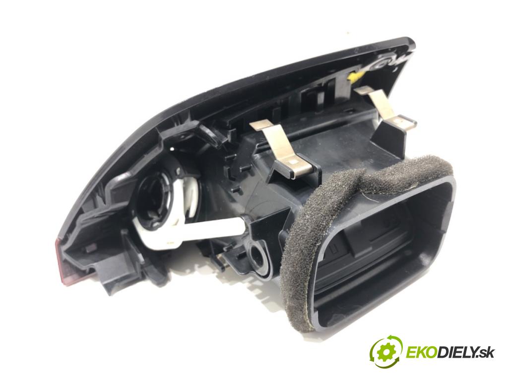 BMW F20 liftback 2012 125 kW 118 i 1598 lišty kryt 9205355 9205356 (Lišty)