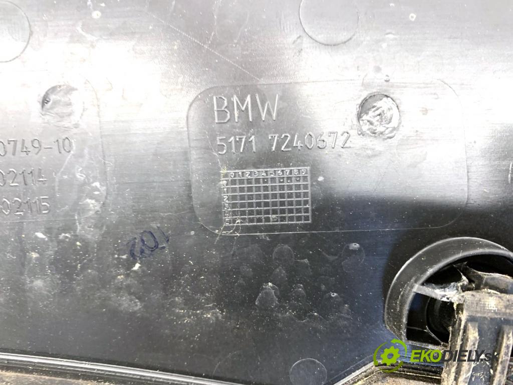 BMW F20 liftback 2012 125 kW 118 i 1598 Torpédo, plast pod čelné okno 7240680 (Torpédo (plast pod čelným sklom))