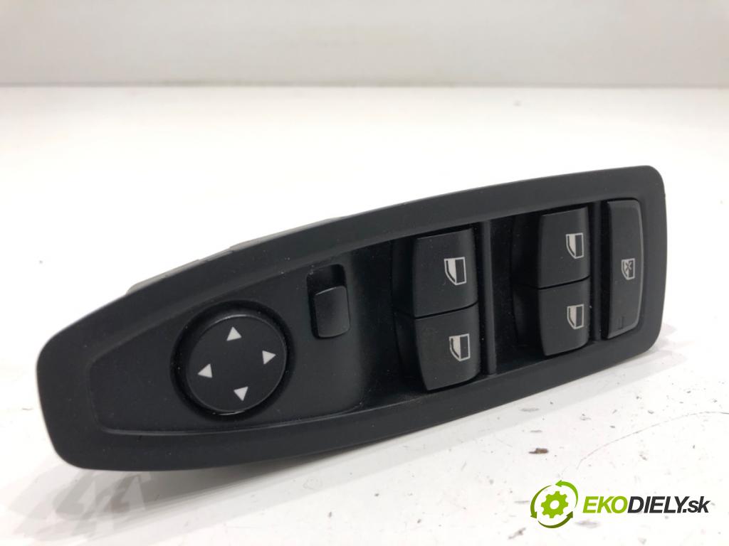 BMW F20 liftback 2012 125 kW 118 i 1598 Prepínač okien 9208109 (Prepínacie páčky pod volantom)