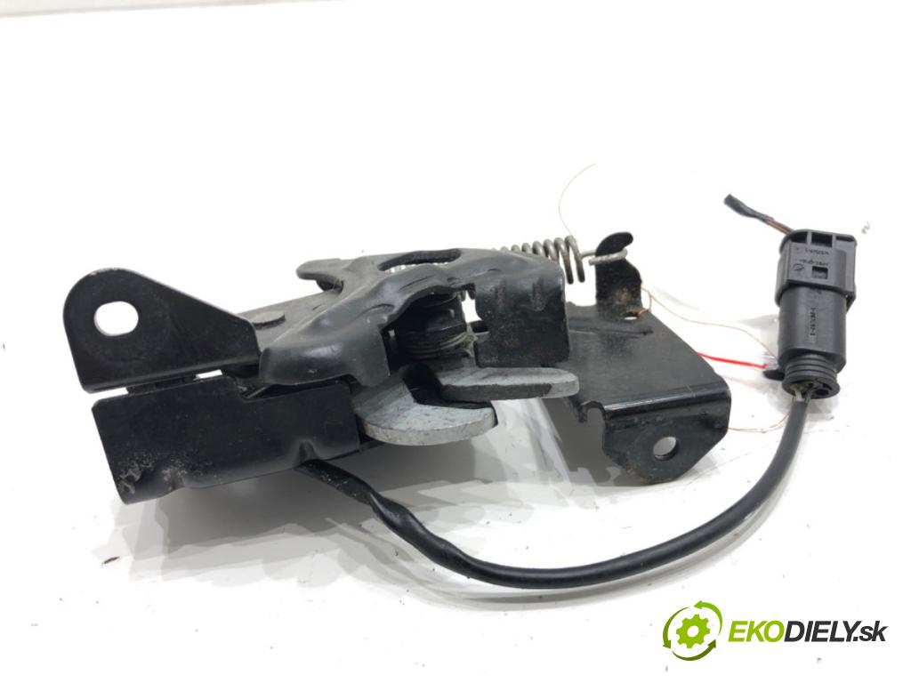 BMW F20 liftback 2012 125 kW 118 i 1598 zámok kapoty přední část levý 4895946