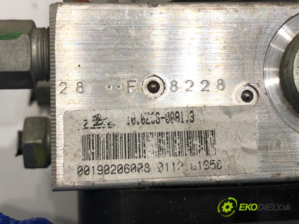 OPEL ASTRA J liftback 2012 81 kW 1.7 CDTI (08) 1686 Pumpa ABS 13384102 (Pumpa ABS)