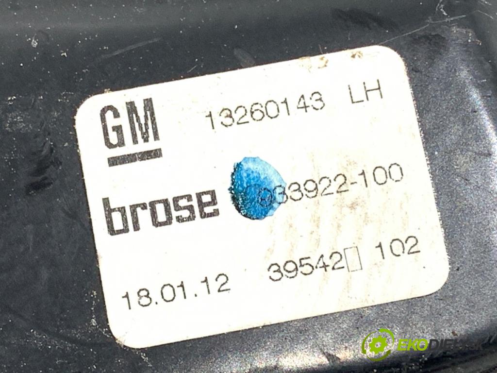 OPEL ASTRA J liftback 2012 81 kW 1.7 CDTI (08) 1686 mechanismus okna levý přední část 13260143