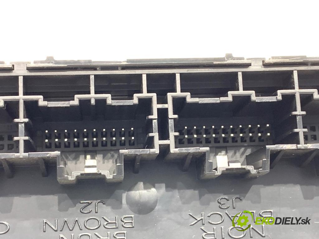 OPEL ASTRA J liftback 2012 81 kW 1.7 CDTI (08) 1686 Modul komfortu 13583466 (Modul komfortu)