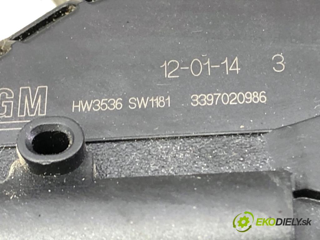 OPEL ASTRA J liftback 2012 81 kW 1.7 CDTI (08) 1686 Mechanizmus stieračov predný 13262434 (Motorček stieračov predný)