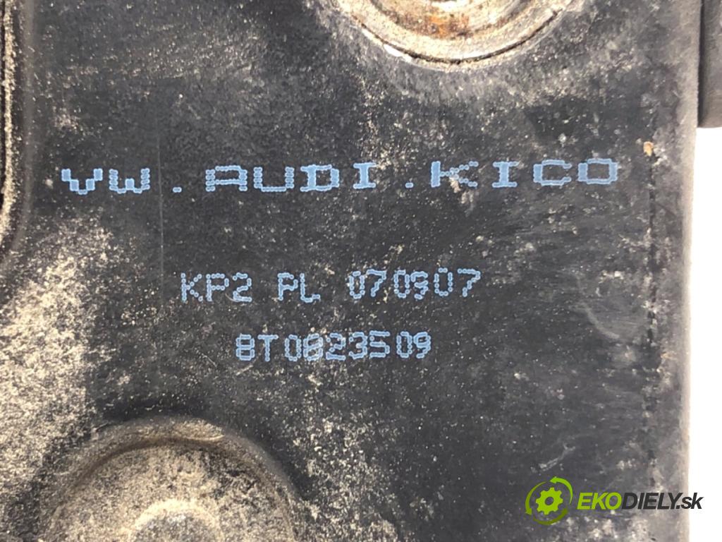 AUDI A4 B8 Kombi 2015 110 kW 2.0 TDI 1968 zámok kapoty přední část 8T0823509