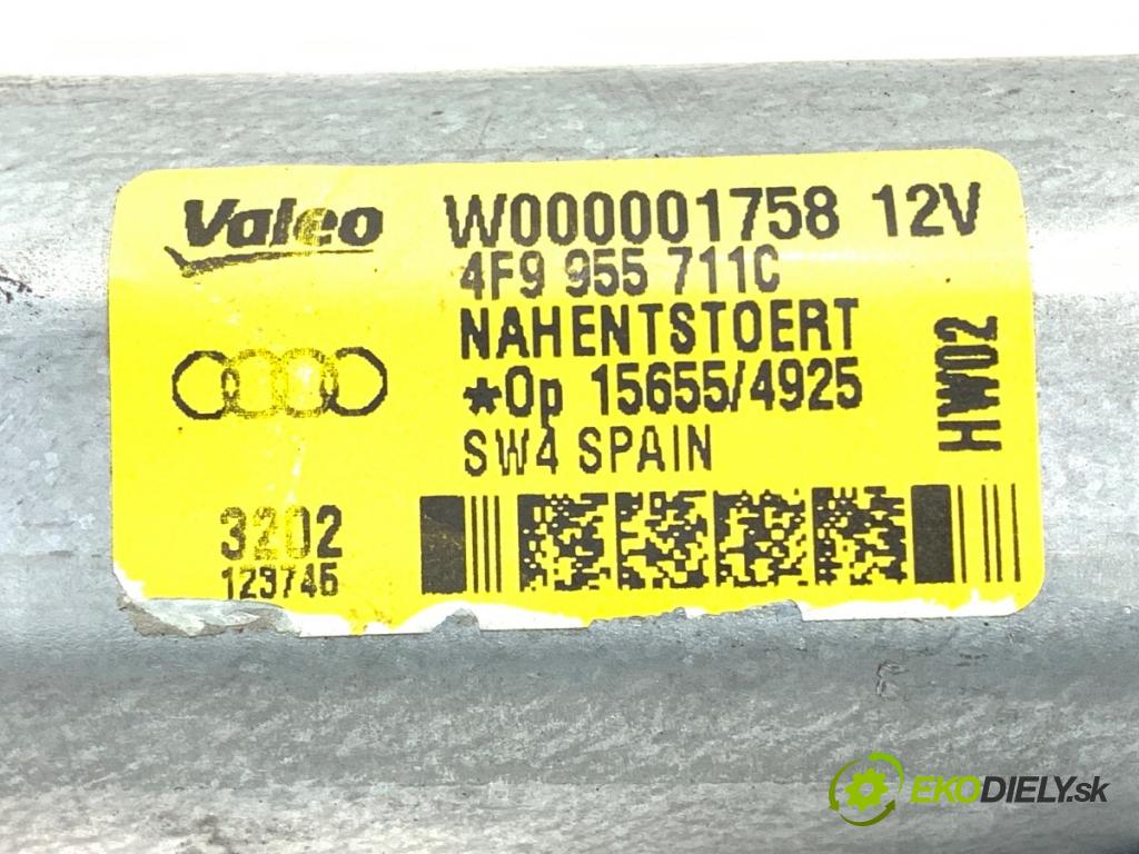 AUDI A4 B8 Kombi 2015 110 kW 2.0 TDI 1968 motor stěračů zadní část 4F9955711C