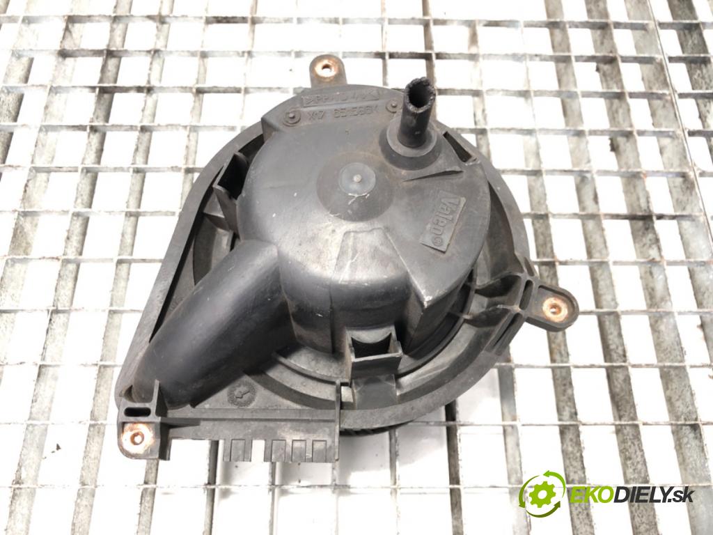 VW LT 28 35 Autobus 2001 80 kW 2.5 TDI 2461 ventilátor kúrenia 651586K
