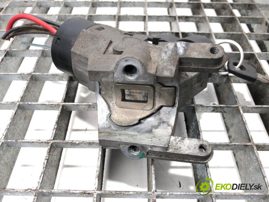 VW LT 28 35 Autobus 2001 80 kW 2.5 TDI 2461 spinačka  (Spínacia skrinka)