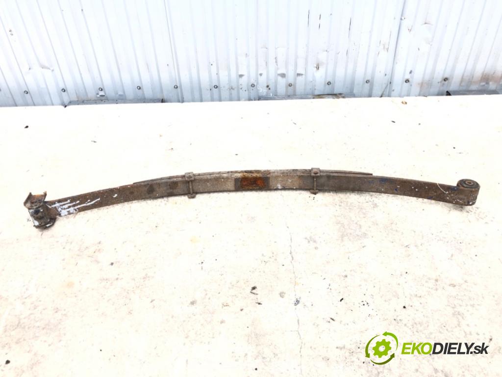 VW LT 28 35 Autobus 2001 80 kW 2.5 TDI 2461 Listové pero pravy zad