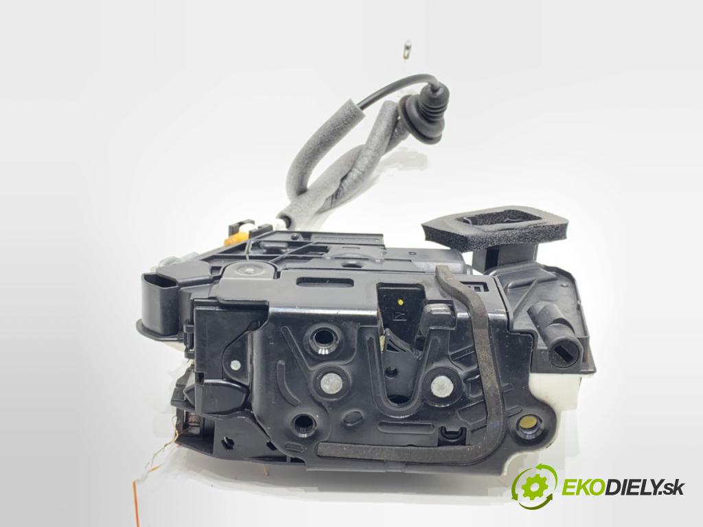 SKODA RAPID liftback 2015 55 kW 1.2 1198 zámok dveře pravý přední část 5E1837016A
