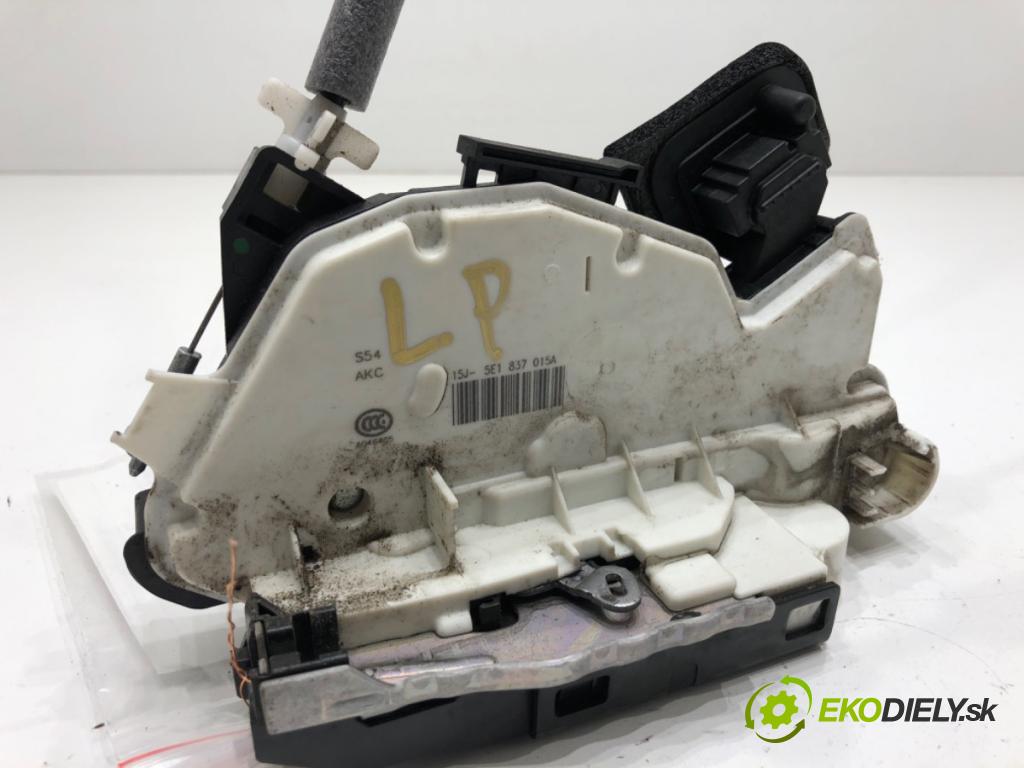 SKODA RAPID liftback 2015 55 kW 1.2 1198 zámok dveře levý přední část 5E1837015A