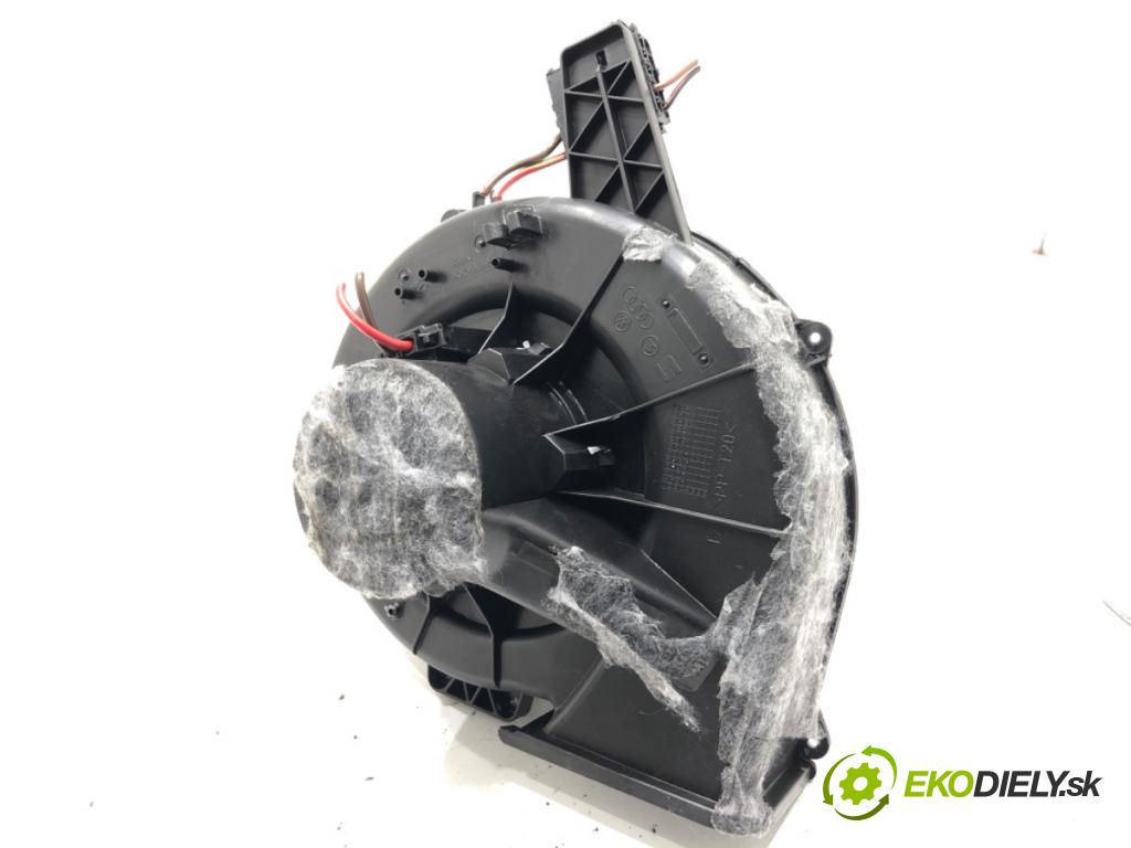 SKODA RAPID liftback 2015 55 kW 1.2 1198 ventilátor kúrenia 6R1819015