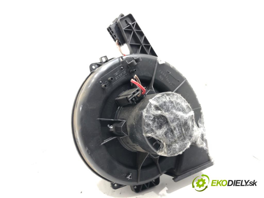 SKODA RAPID liftback 2015 55 kW 1.2 1198 ventilátor kúrenia 6R1819015