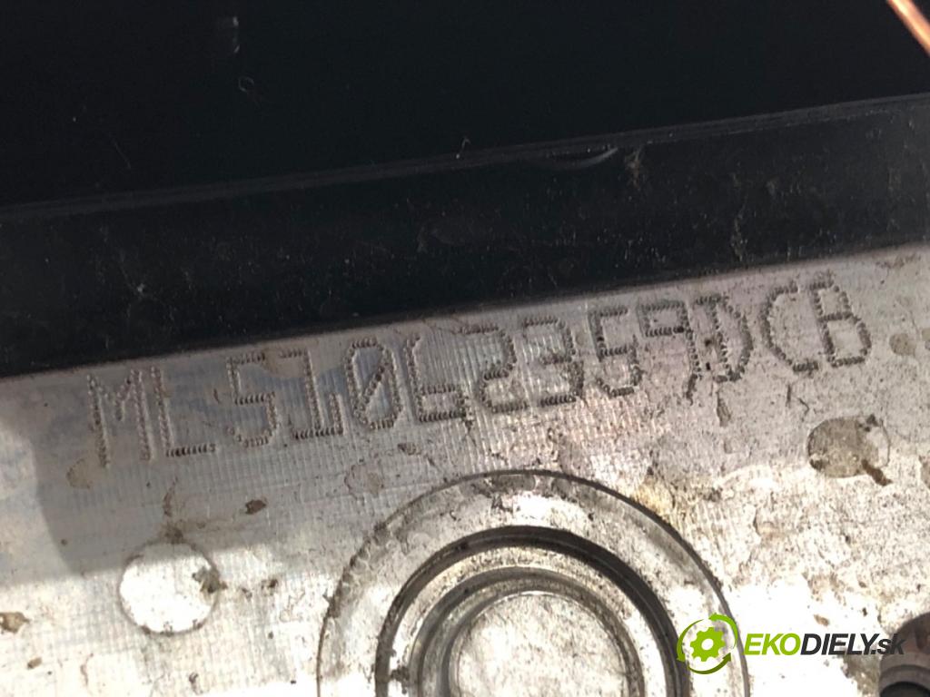 SKODA RAPID liftback 2015 55 kW 1.2 1198 Pumpa ABS 1S0614517L (Pumpa ABS)