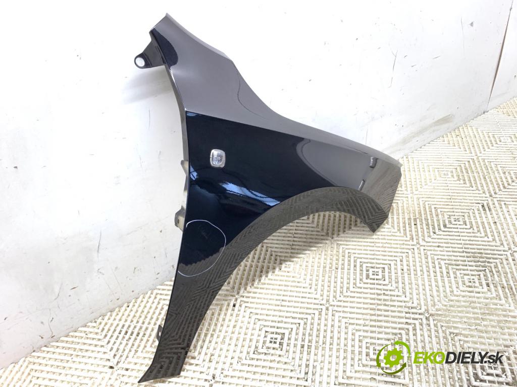 SKODA RAPID liftback 2015 55 kW 1.2 1198 blatník pravý přední část