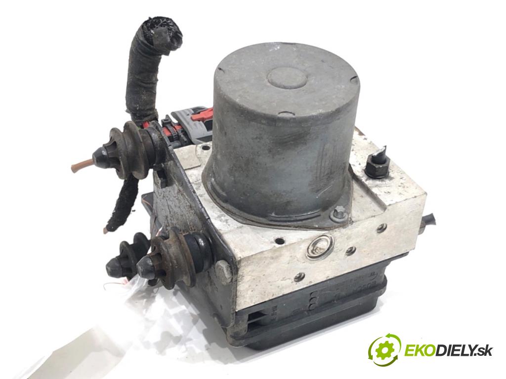 AUDI A4 B8 Kombi 2015 110 kW 2.0 TDI 1968 Pumpa ABS 8K0907379CN (Pumpa ABS)