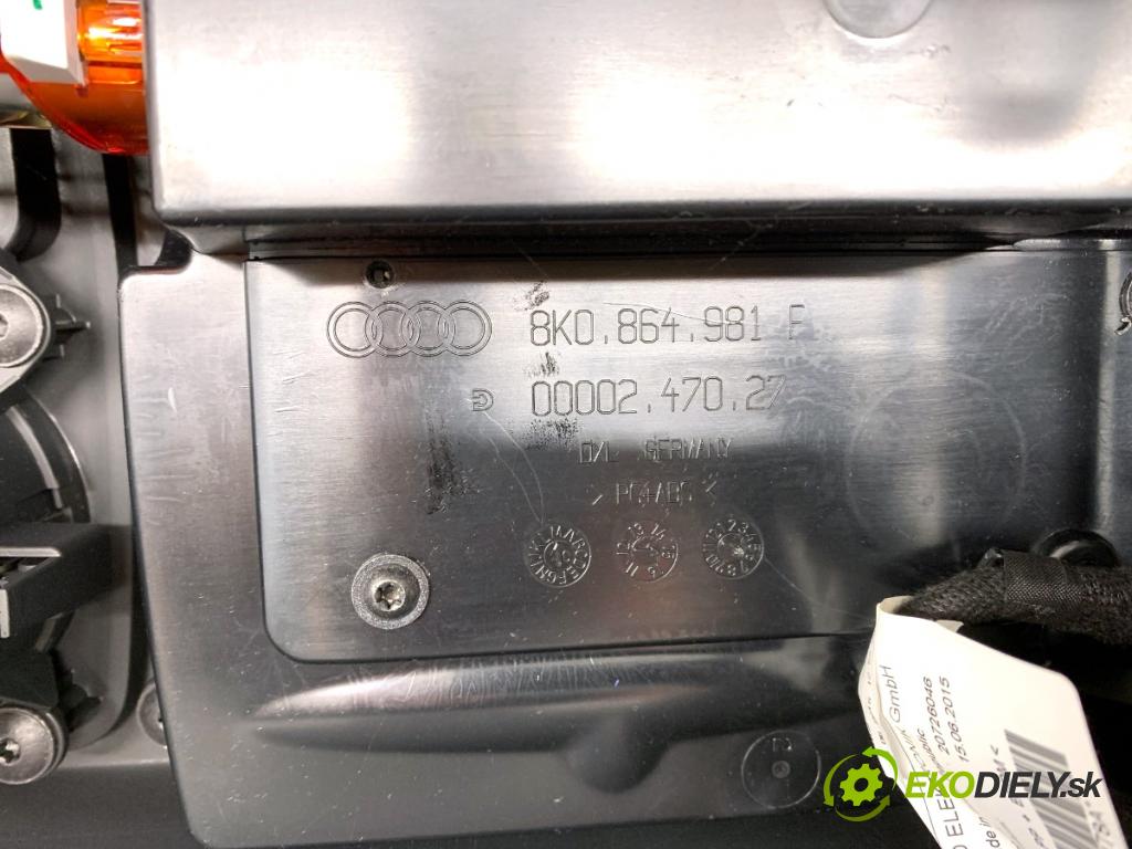 AUDI A4 B8 Kombi 2015 110 kW 2.0 TDI 1968 Lakťová opierka 8K0864981F (Lakťová opierka)