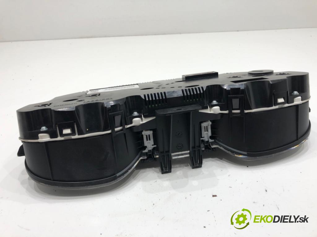 AUDI A4 B8 Kombi 2015 110 kW 2.0 TDI 1968 Prístrojovka 8K0920932D (Prístrojová doska)