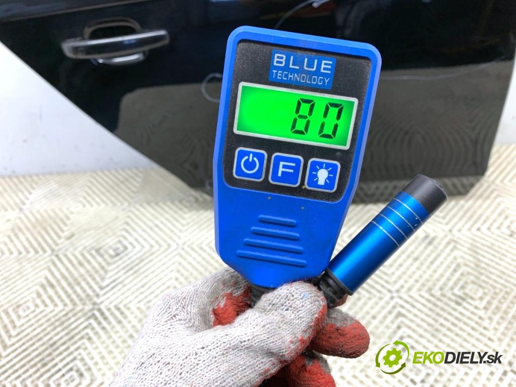 AUDI A4 B8 Kombi 2015 110 kW 2.0 TDI 1968 Dvere pravy zad