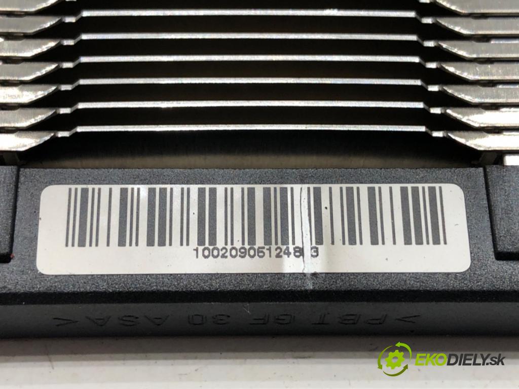 VW PASSAT B6 Kombi 2005 103 kW 2.0 TDI 1968 Výhrevné teleso, radiátor kúrenia elektrická 1K0963235E (Radiátor kúrenia)