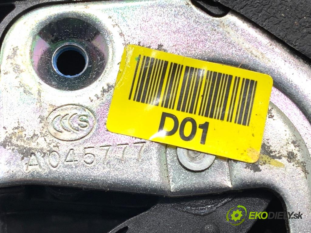KIA NIRO SUV 2017 77 kW 1.6 GDI Hybrid 1580 zámok dveře pravý přední část A045777