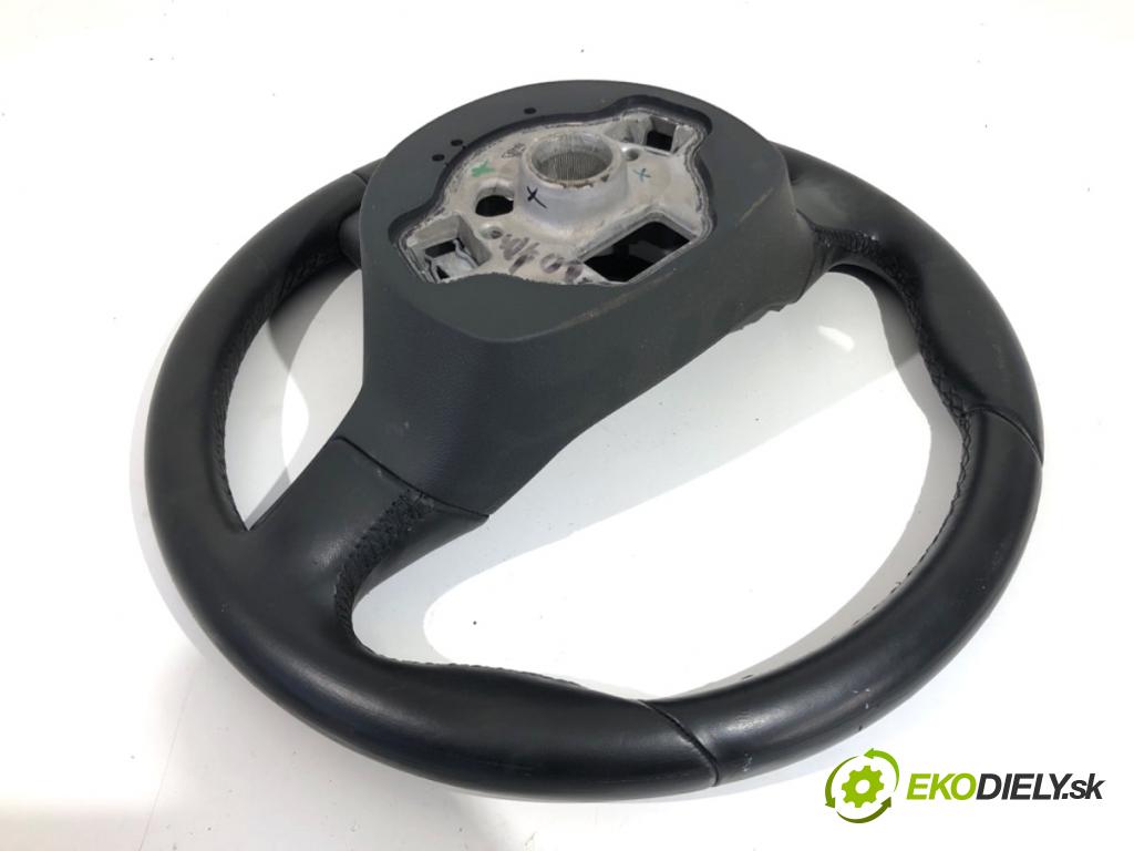 SKODA KAROQ SUV 2018 85 kW 1.6 TDI 1598 Volant  (Volant)