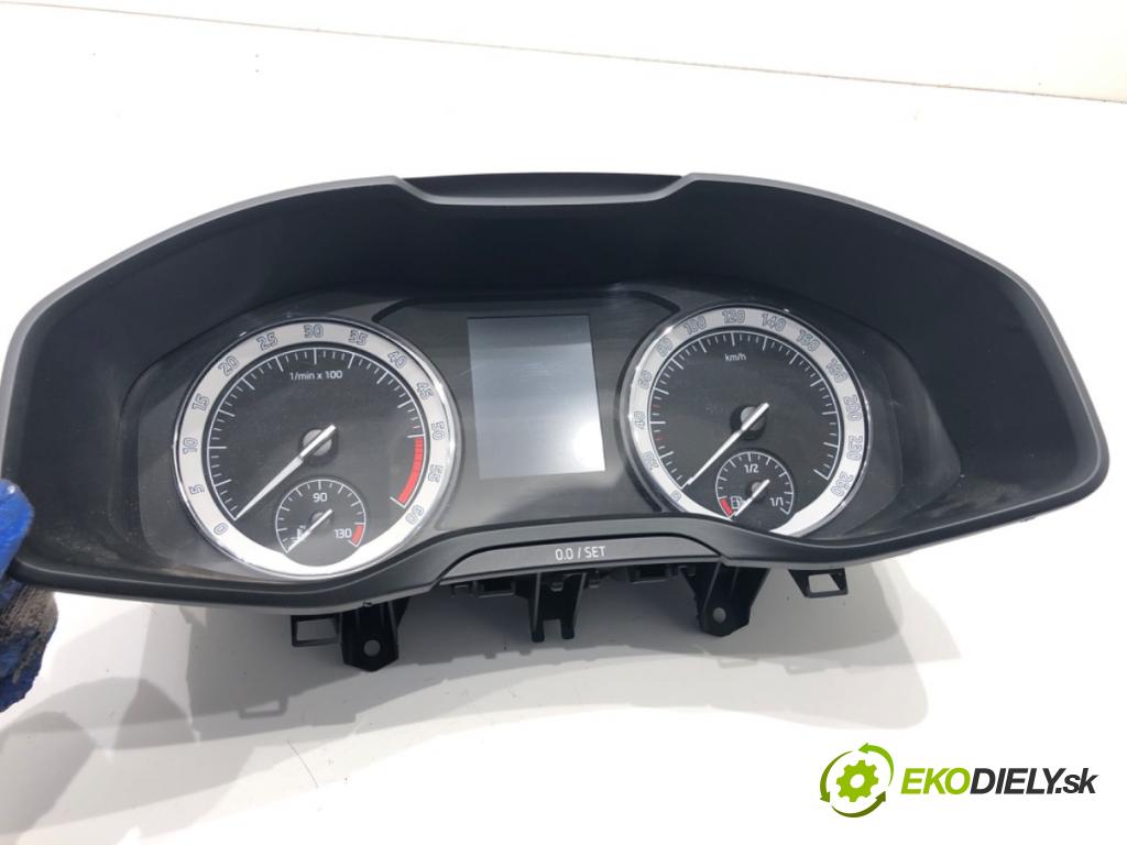 SKODA KAROQ SUV 2018 85 kW 1.6 TDI 1598 Prístrojovka 565920751B (Prístrojová doska)