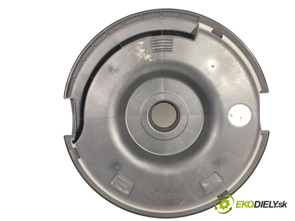 SKODA KAROQ SUV 2018 85 kW 1.6 TDI 1598 subwoofer 565035412 (Audio zariadenie)