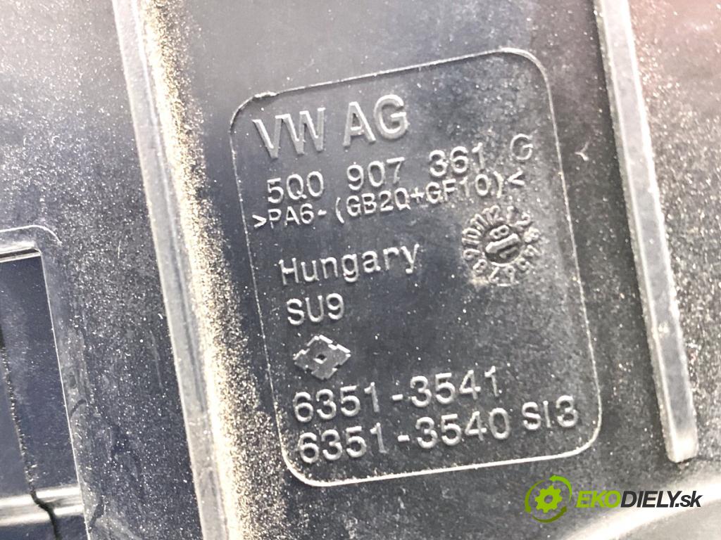 SKODA KAROQ SUV 2018 85 kW 1.6 TDI 1598 skříňka poistková 5Q0907361G (Pojistkové skříňky)