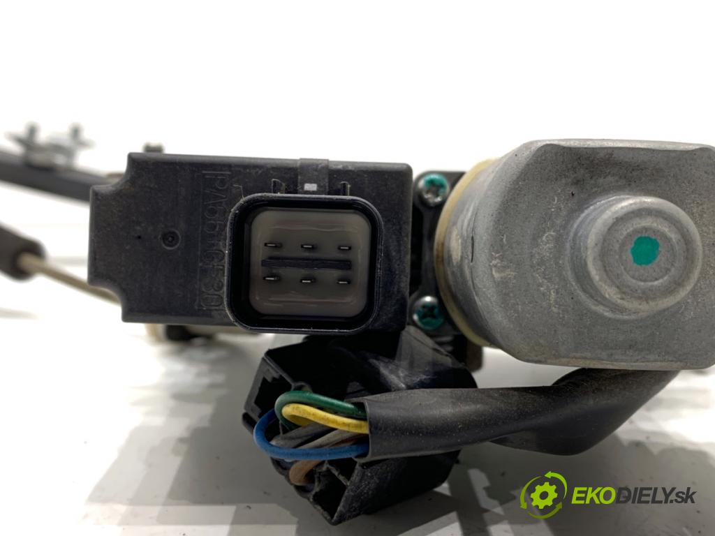 OPEL ANTARA A SUV 2007 110 kW 2.0 CDTI 4x4 1991 mechanismus okna levý přední část 96673003