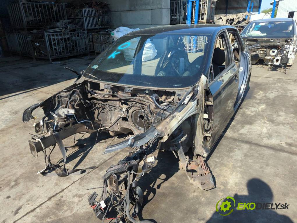 SKODA RAPID liftback 2015 55 kW 1.2 1198 KAROSERIA ČTVRŤÁK blatník zadní část levý pravý práh střecha PODŁUŻNICA levý pravý 
