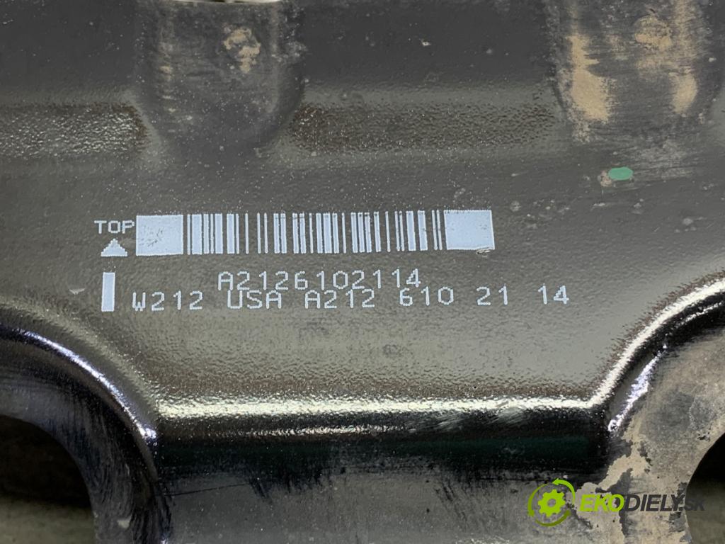 MERCEDES-BENZ W212 sedan 2012 155 kW E 350 BlueTEC (212.024) 2987 Výstuha nárazníka zad  (Výstuha zadná)