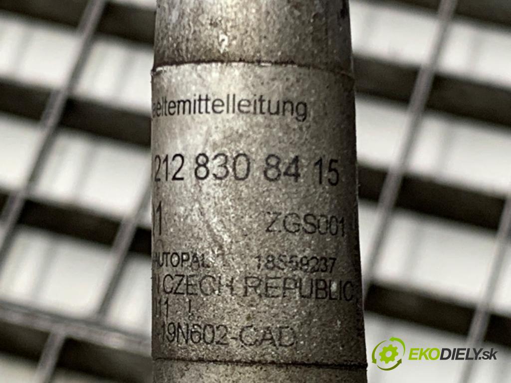 MERCEDES-BENZ W212 sedan 2012 155 kW E 350 BlueTEC (212.024) 2987 rúrka klimatizácie A2128308415 (Rúrka klimatizácie)