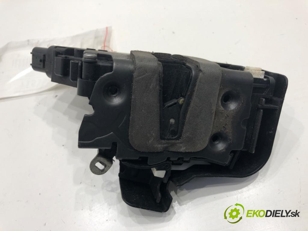 FORD MONDEO MK4 Kombi 2007 103 kW 2.0 TDCi 1997 zámok dveře pravý zadní část 6M2A-R26412-BC