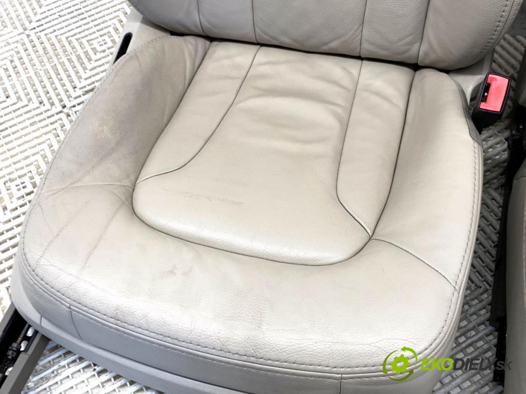 AUDI Q7 4L SUV 2008 240 kW 4.2 TDI quattro 4134 Sedadlá, sedačky Sedadlo Sedadlo tretí rad bočné