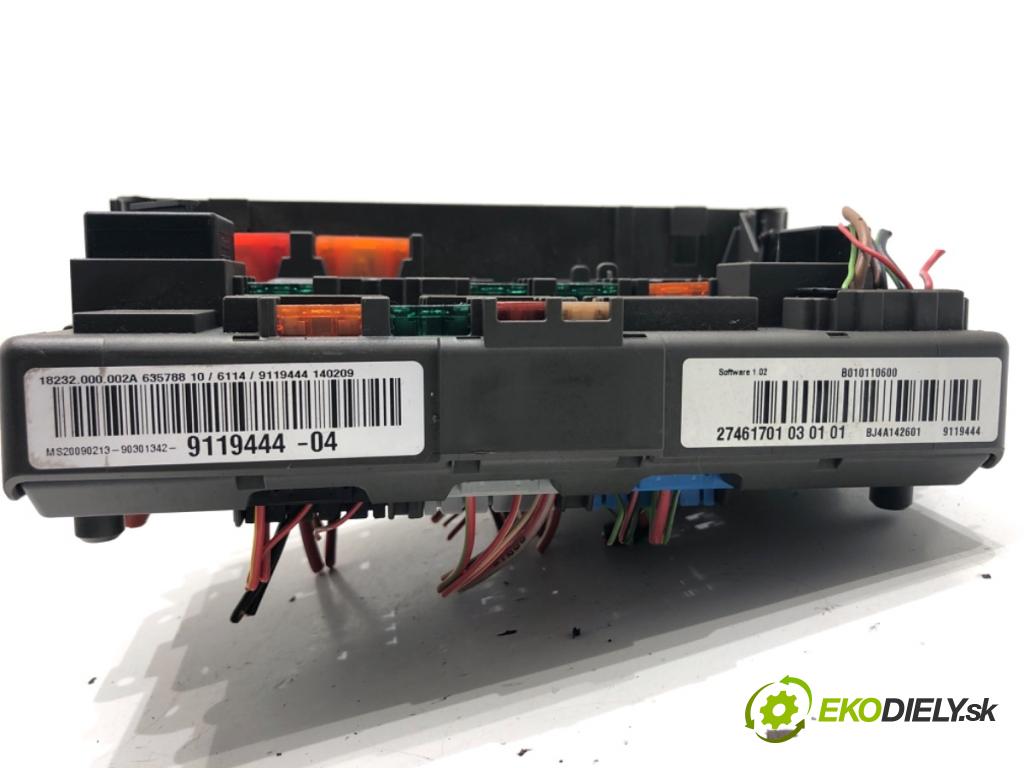 BMW E92 coupe 2009 125 kW 320 i 1995 Skrinka poistková 9119444 (Poistková skrinka)