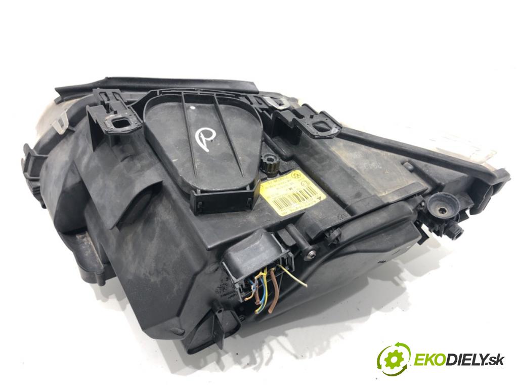 BMW E92 coupe 2009 125 kW 320 i 1995 světlomet pravý přední část XENON 7162128