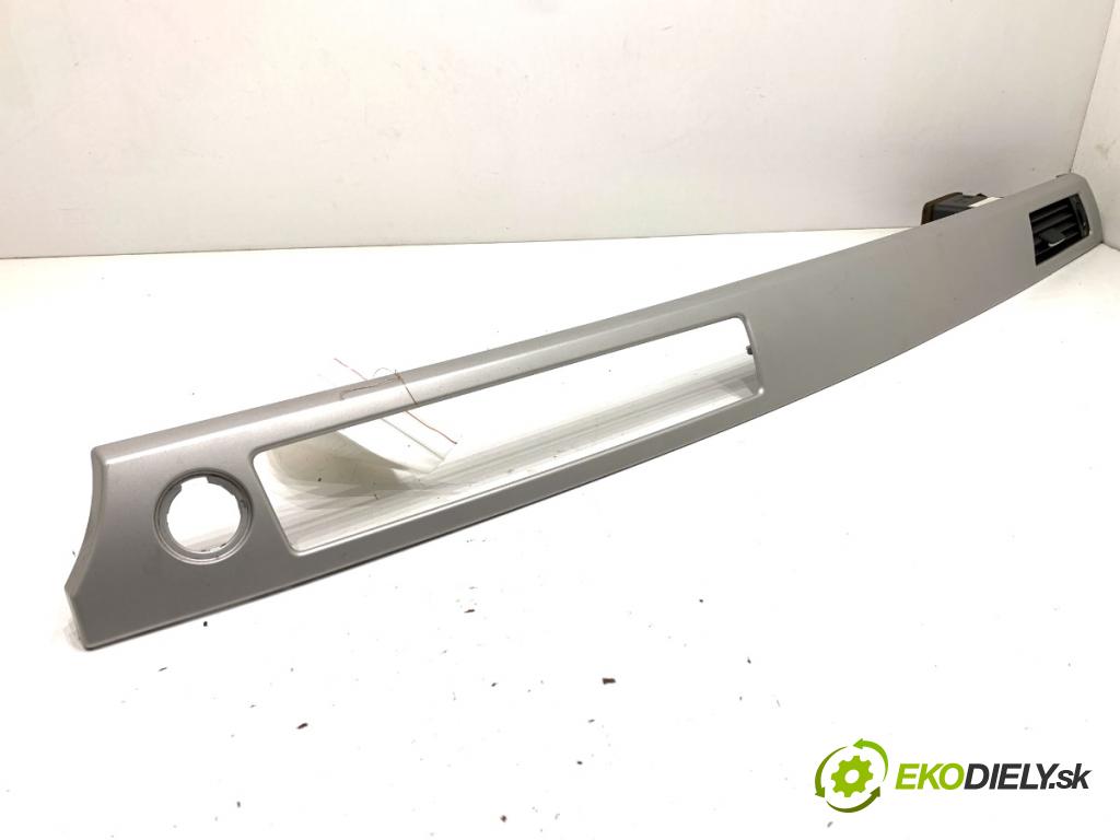 BMW E92 coupe 2009 125 kW 320 i 1995 lišty kryt  (Lišta)