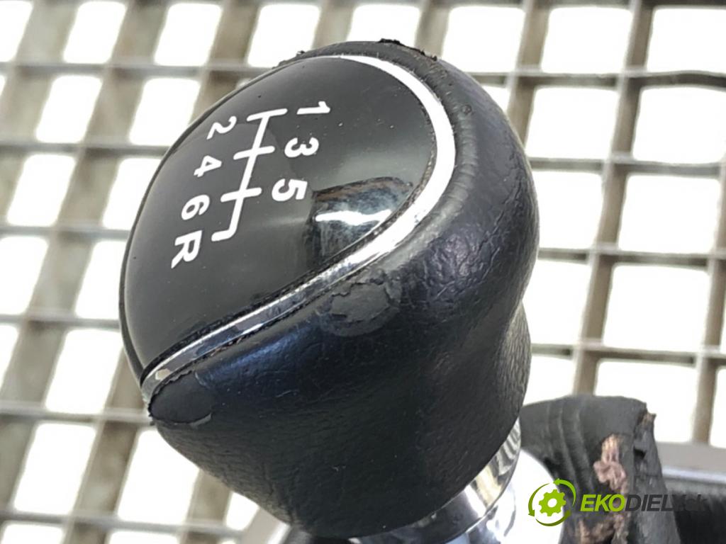 FORD MONDEO MK4 Kombi 2007 103 kW 2.0 TDCi 1997 kulisa 7G9R-7C453-CKD (Rýchlostné páky / kulisy)